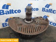 Кулак поворотный передний левый