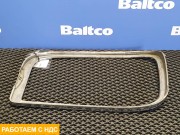 Рамка фары правая